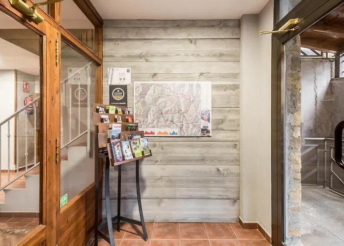 Hotel Snoe Beret