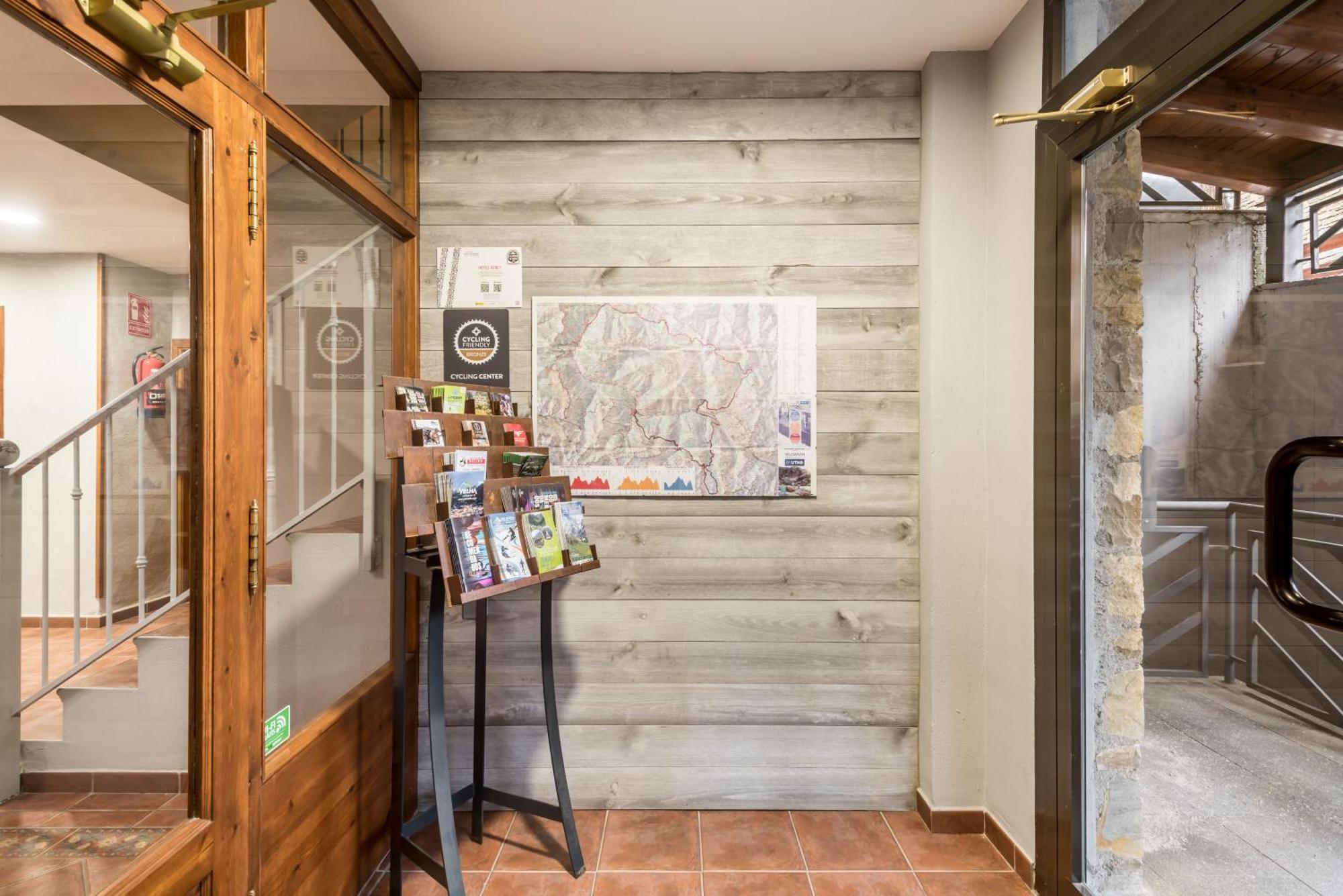 Hotel Snoe Beret 3*